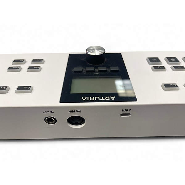 Used Arturia KEYLAB ESSENTIAL 61 MK3 MIDI Controller