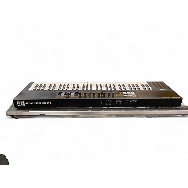 Used Native Instruments Komplete Kontrol S61 MIDI Controller