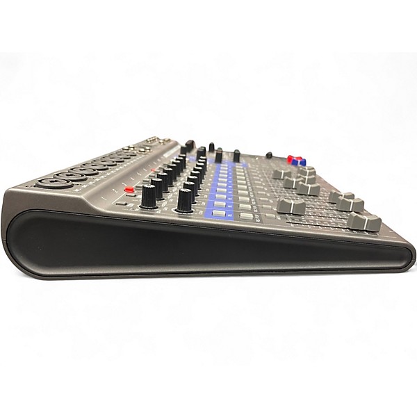 Used Zoom Livetrak L-12 Unpowered Mixer