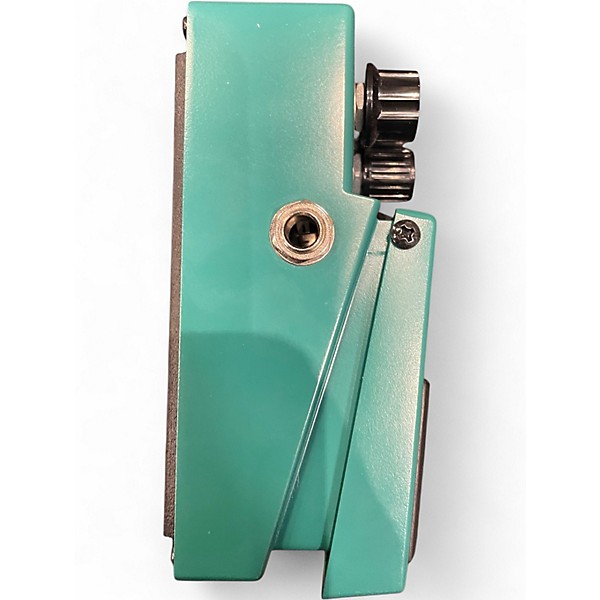 Used BOSS TR2 Tremolo Effect Pedal