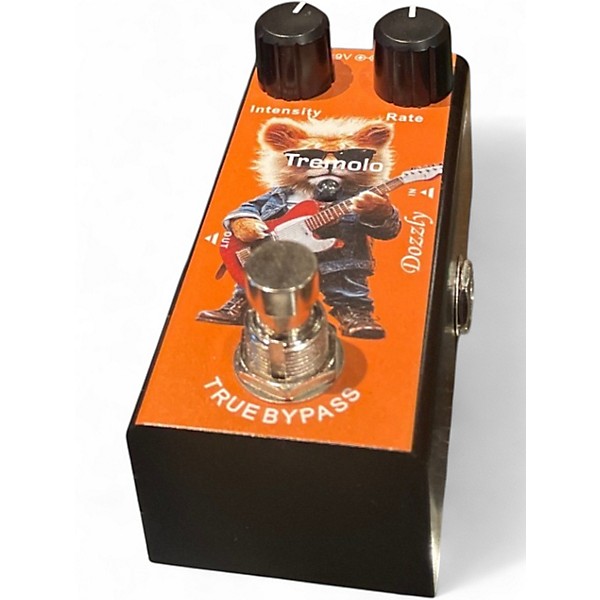 Used True Bypass TREMOLO Effect Pedal