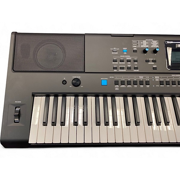 Used Yamaha PSREW425 Portable Keyboard