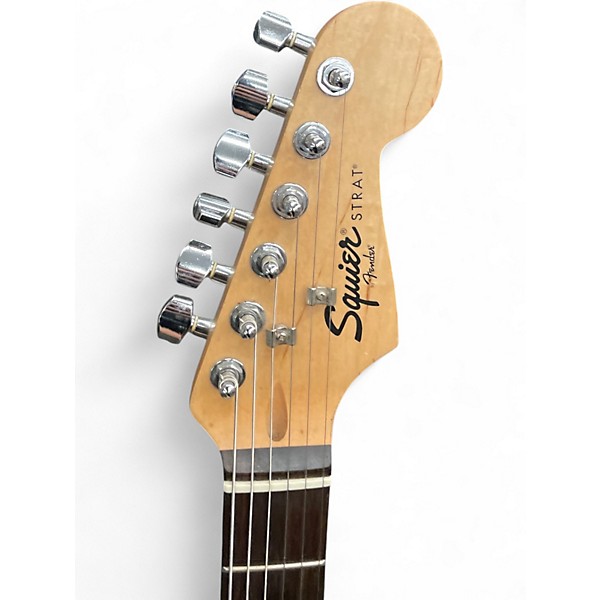 Used Squier Affinity Stratocaster Arctic White Solid Body Electric Guitar