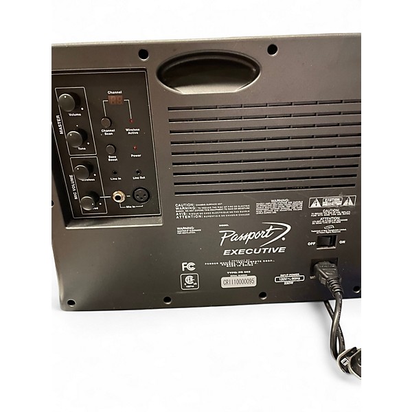 Used Fender PASSPORT EXECUTIVE Powered Speaker