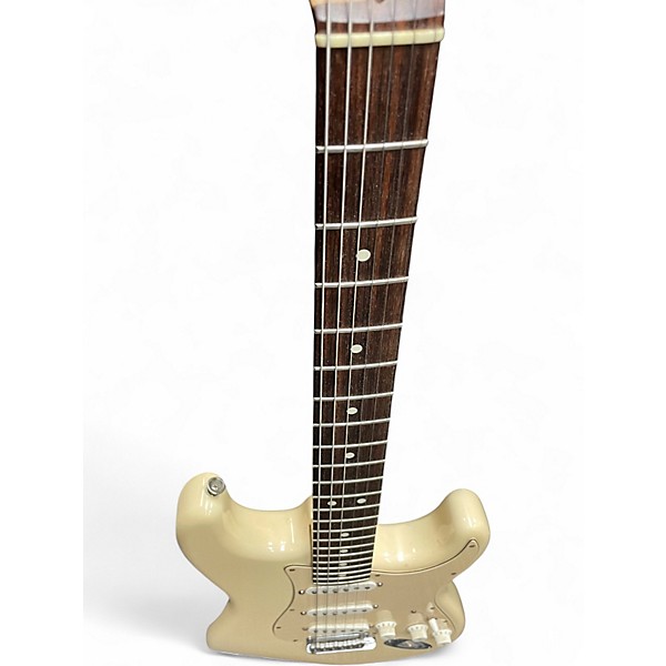 Used 2005 Fender AMERICAN STRATOCASTER Olympic White Solid Body Electric Guitar