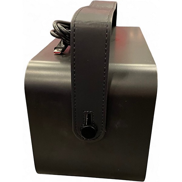 Used Mooer F15i Battery Powered Amp