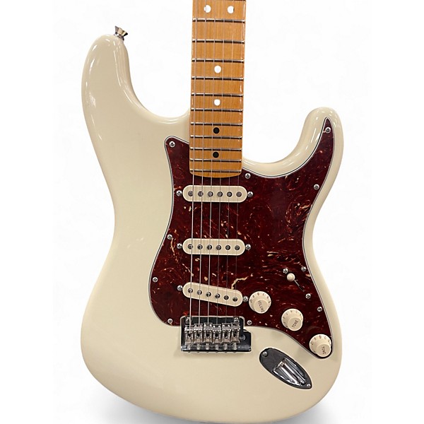Used Fender American Professional II Stratocaster Olympic White Solid Body Electric Guitar
