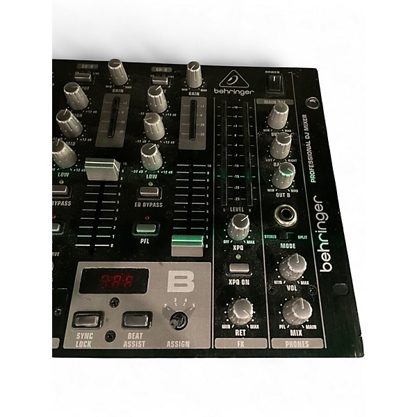 Used Behringer LV 7 Unpowered Mixer