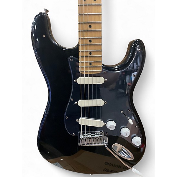 Used 2007 Fender American Standard Stratocaster Black Solid Body Electric Guitar