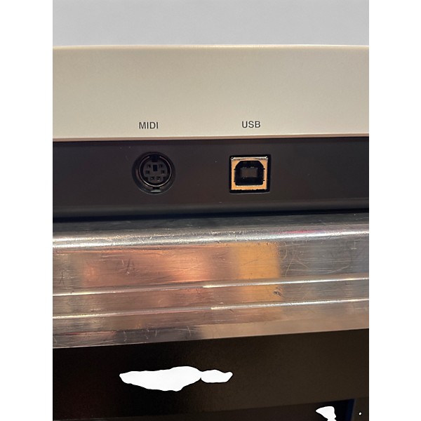 Used Yamaha REFACE CS Synthesizer