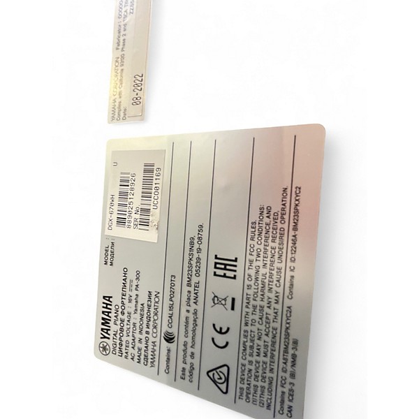 Used Yamaha DGX670 Keyboard Workstation