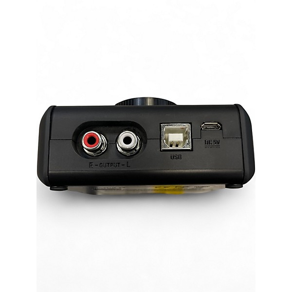 Used Zoom U-22 Audio Interface