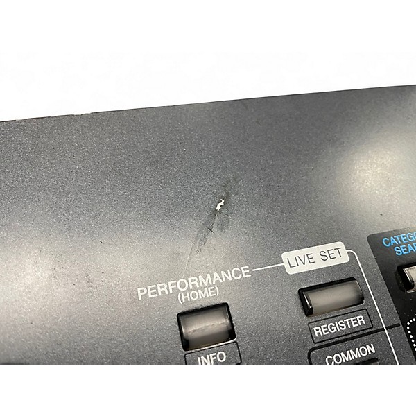 Used Yamaha Montage 8 Keyboard Workstation