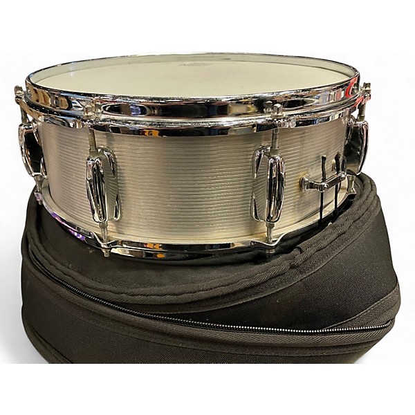 Vintage 1970s Slingerland 14in snare silver Drum