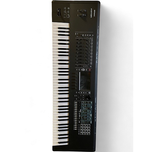 Used Roland Fantom 7 Keyboard Workstation