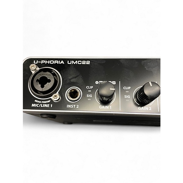 Used Behringer U-Phoria UMC22 Audio Interface