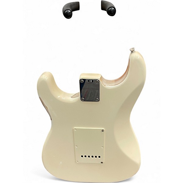 Used Fender STRATOCASTER Alpine White Solid Body Electric Guitar