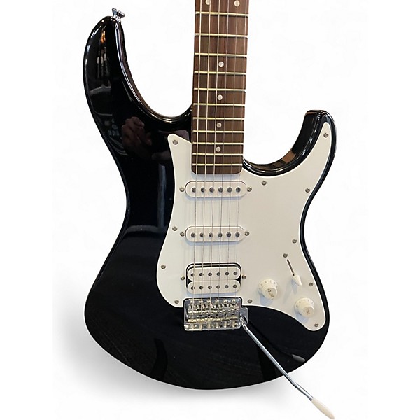 Used Yamaha EG112C Black and White Solid Body Electric Guitar