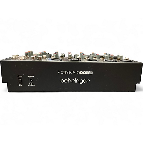 Used Behringer xenyx 100B3 Powered Mixer