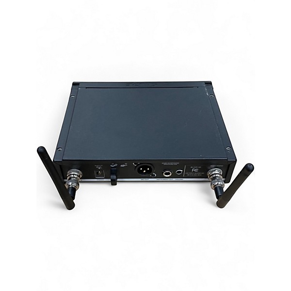 Used Shure blx4r Handheld Wireless System