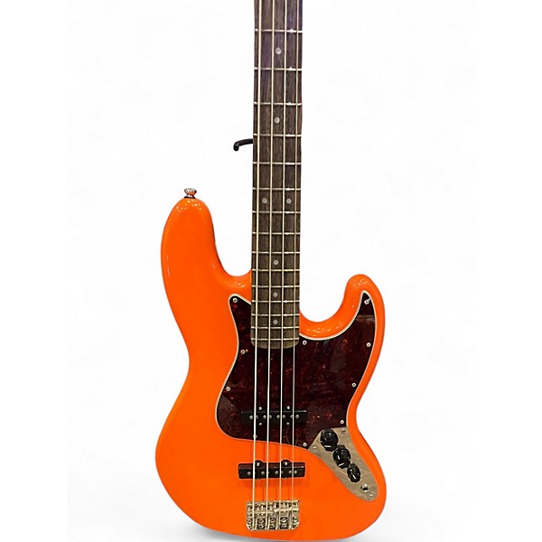 Used 2025 Squier Classic Vibe 1960S Jazz Bass Tahitian Coral Electric Bass Guitar