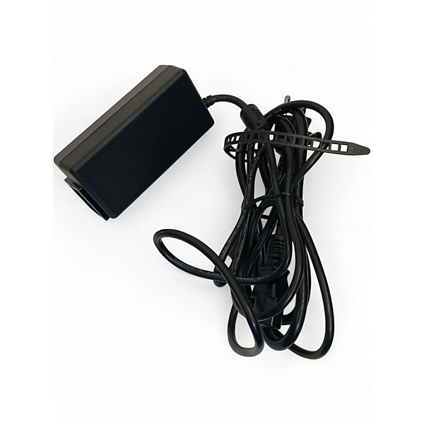 Used Roland KC-220 Keyboard Amp