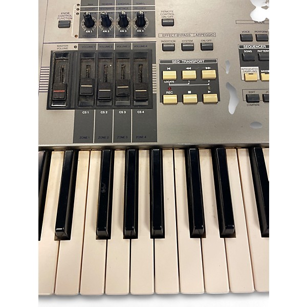 Used Yamaha Motif 7 76 Key Keyboard Workstation