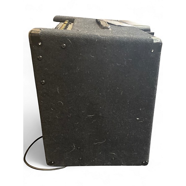 Used Roland KC-550 4-Channel 180-Watt 1x15" Keyboard Combo Keyboard Amp