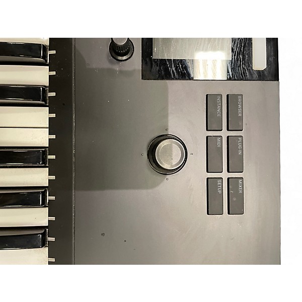 Used Native Instruments Komplete Kontrol S61 MK2 MIDI Controller