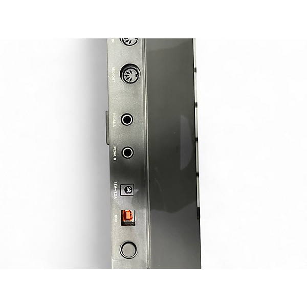 Used Native Instruments Komplete Kontrol S61 MK2 MIDI Controller