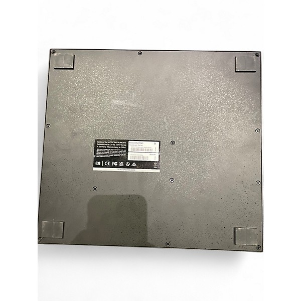 Used Native Instruments Maschine MK3 MIDI Controller