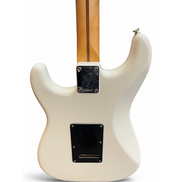 Used Fender Player Stratocaster White Solid Body Electric Guitar
