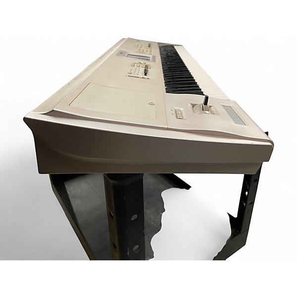 Used KORG Triton Studio 88 Key Keyboard Workstation