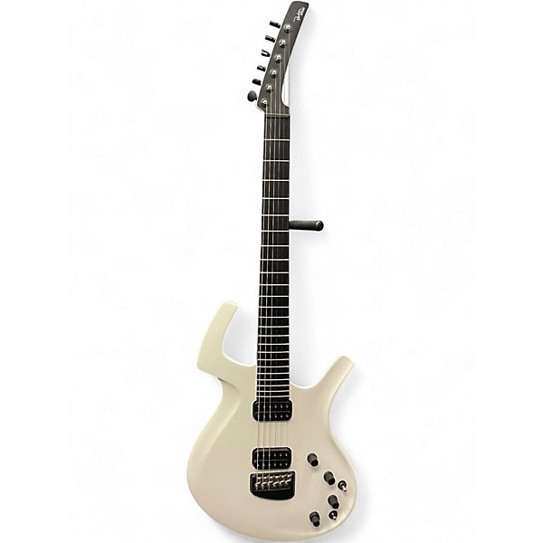 Used Parker Guitars Fly Deluxe WHITE Solid Body Electric Guitar
