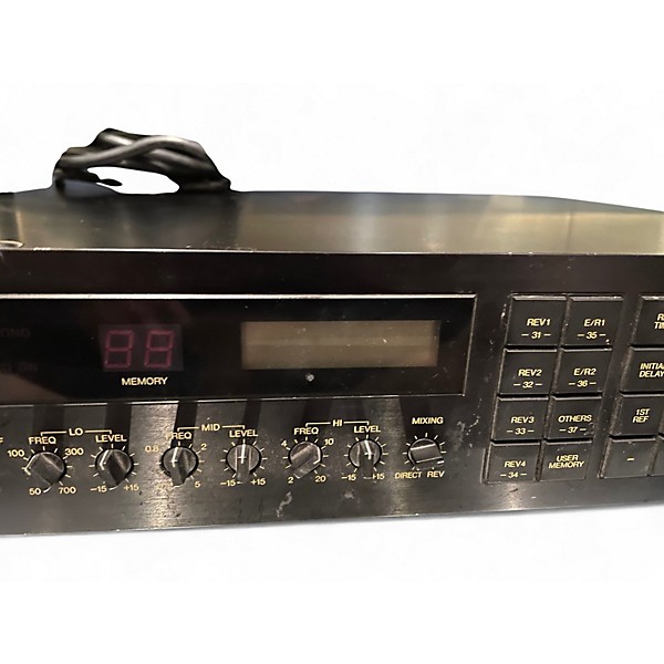 Used Yamaha REV 7 STEREO REVERB Effects Processor