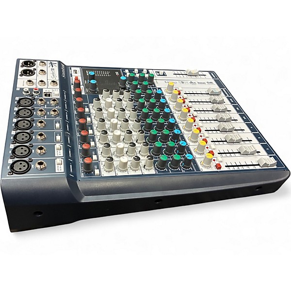 Used Soundcraft SIGNATURE 10 Unpowered Mixer