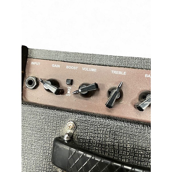 Used VOX V9168R Pathfinder 15R 15W 1X8 Guitar Combo Amp