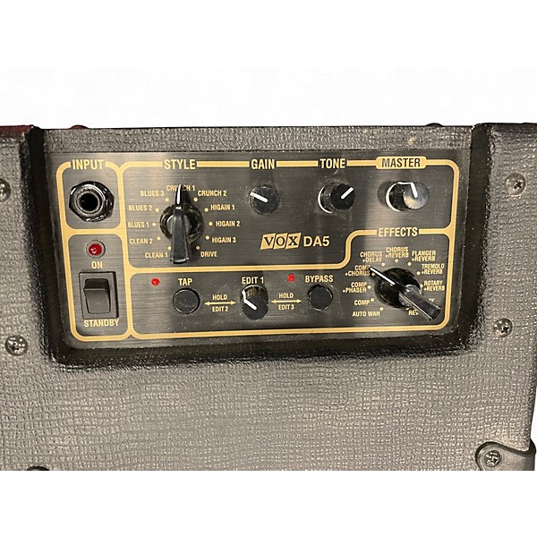 Used VOX DA5 Battery Powered Amp