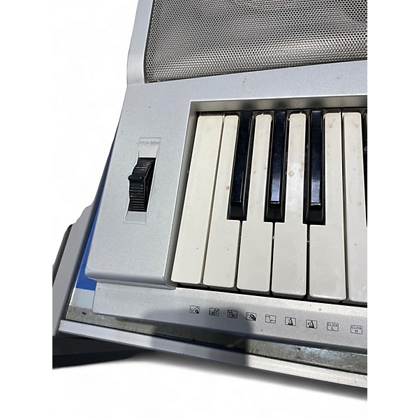 Used Yamaha DGX220 Portable Keyboard