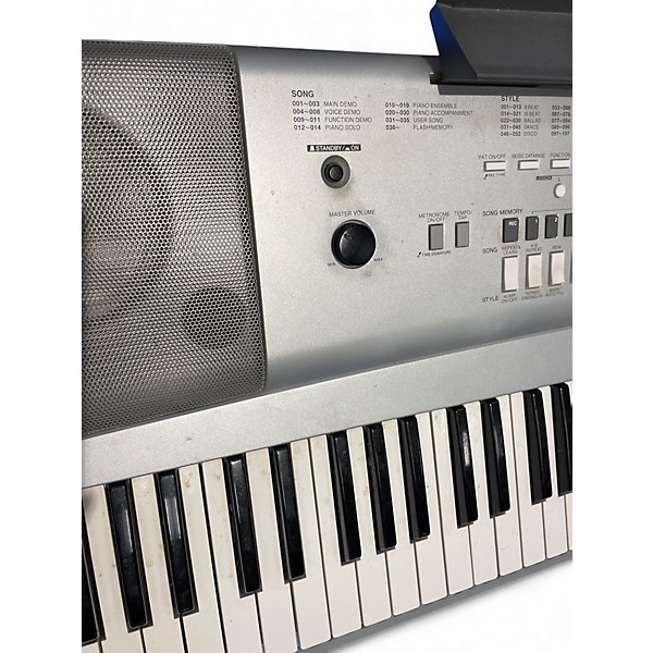 Used Yamaha DGX220 Portable Keyboard