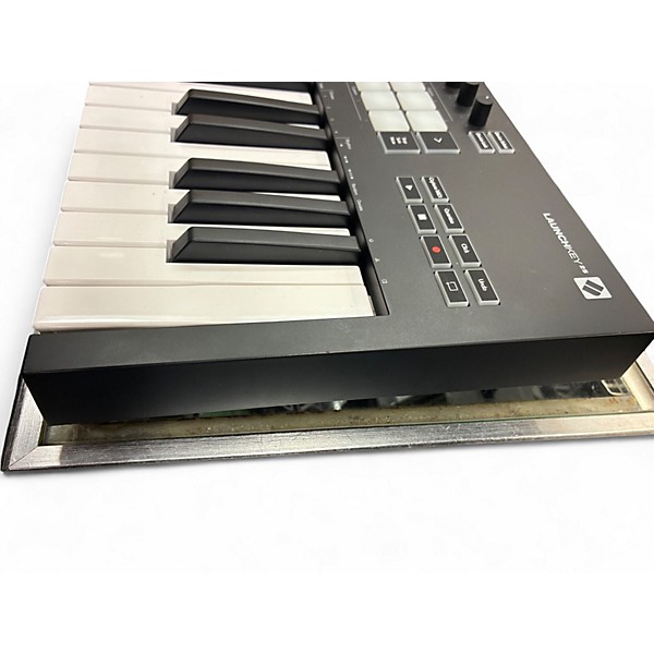 Used Novation Launchkey 25 Key MIDI Controller