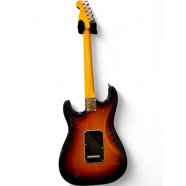 Used Fender Artist Series Stevie Ray Vaughan Stratocaster 3 Tone Sunburst Solid Body Electric Guitar