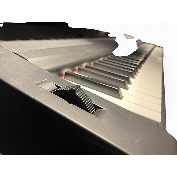 Used Yamaha DGX670 Digital Piano