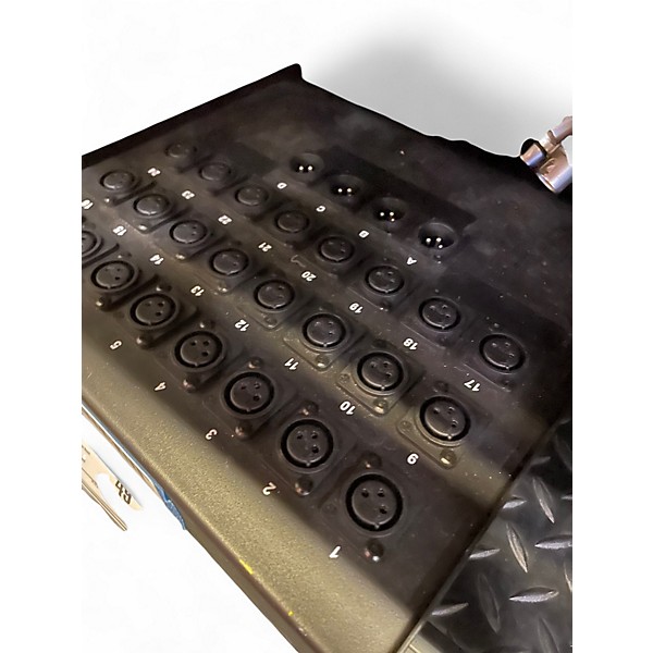 Used Livewire Advantage 24x4 Snake With XLR Returns 100 ft. Black Snake