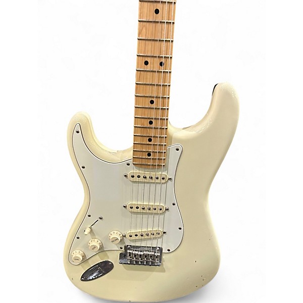 Used Fender American Professional Stratocaster SSS Olympic White Solid Body Electric Guitar