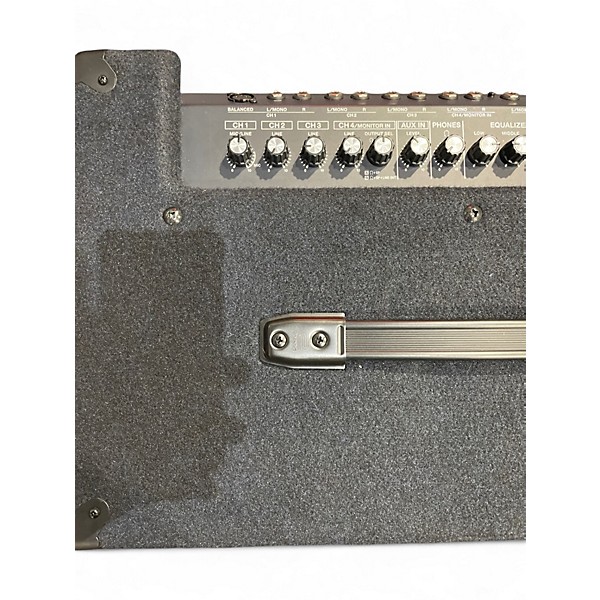 Used Roland KC600 Keyboard Amp