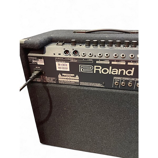 Used Roland KC600 Keyboard Amp