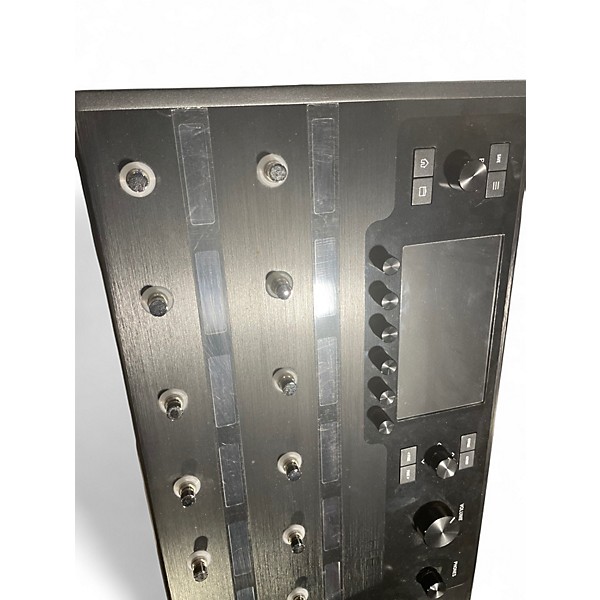 Used Line 6 Helix Effect Processor