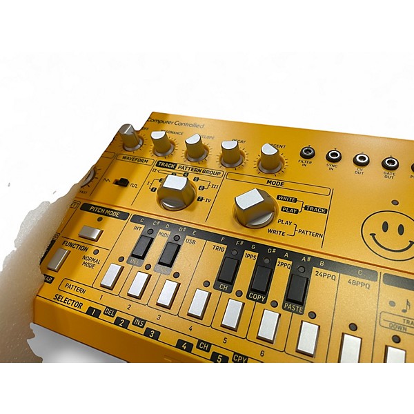 Used Behringer TD-3-AM Synthesizer