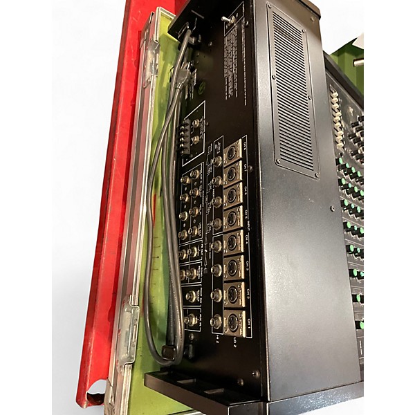 Used Yamaha EMX200 Powered Mixer